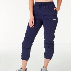 🆕FILA | Isla Jogger Pant Size Medium in Navy with Gold Logo